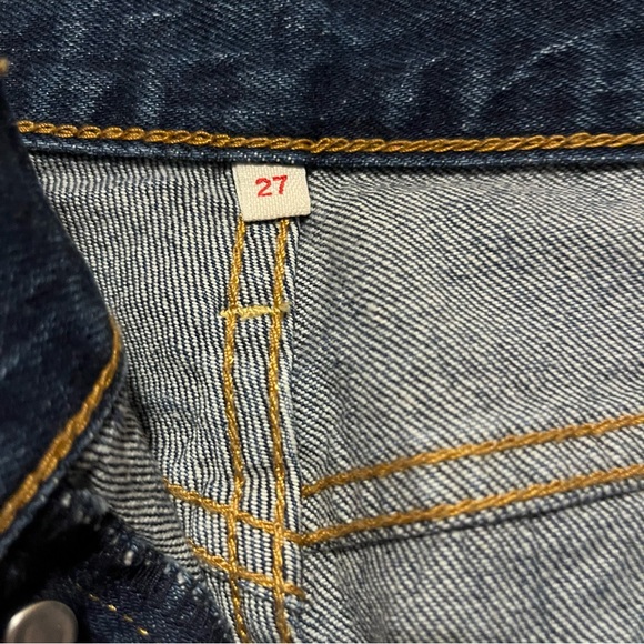 Women’s Dark Wash Levi’s Jeans Size 28 - Picture 6 of 7